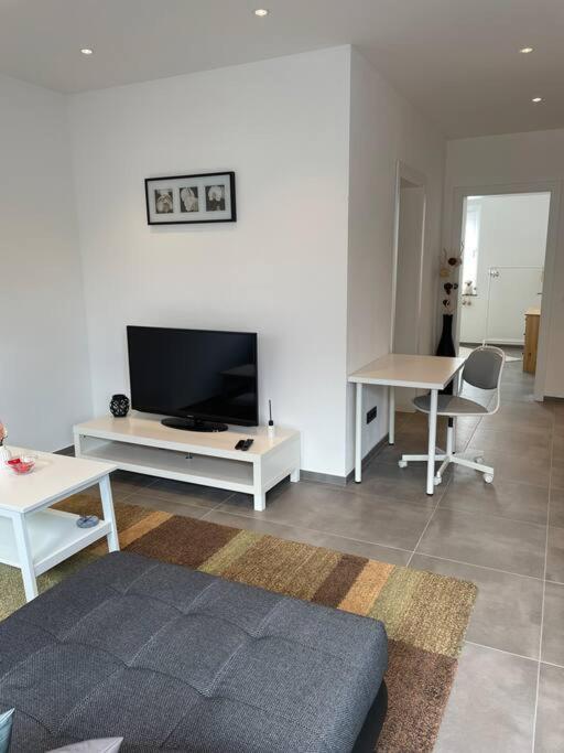 Gemuetliche, Topp Ausgestattete Ferienwohnung Bann Exterior photo